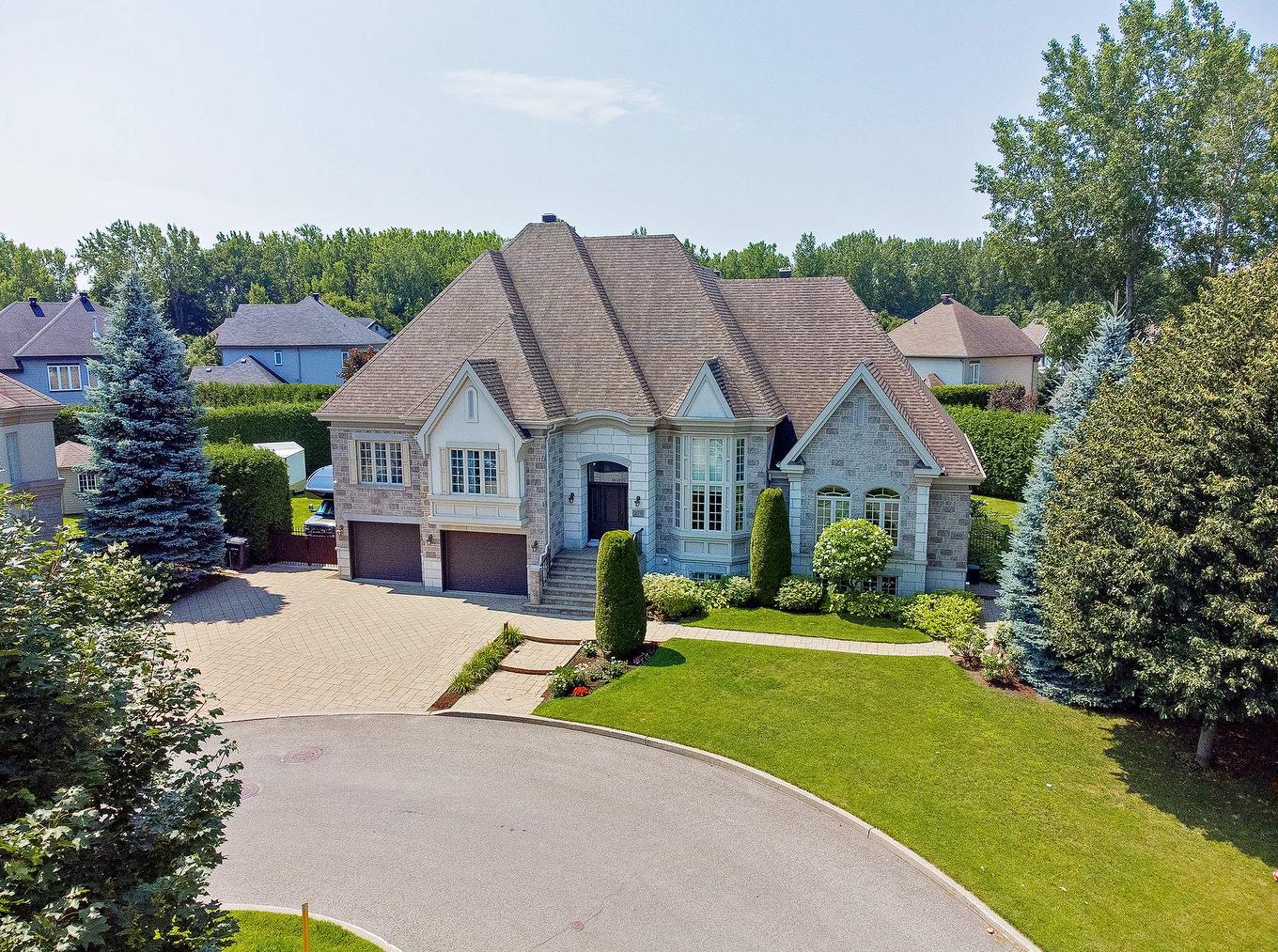 Façade - 270 - 280 Place De Rochefort, Mascouche, QC - Outdoor With Facade
