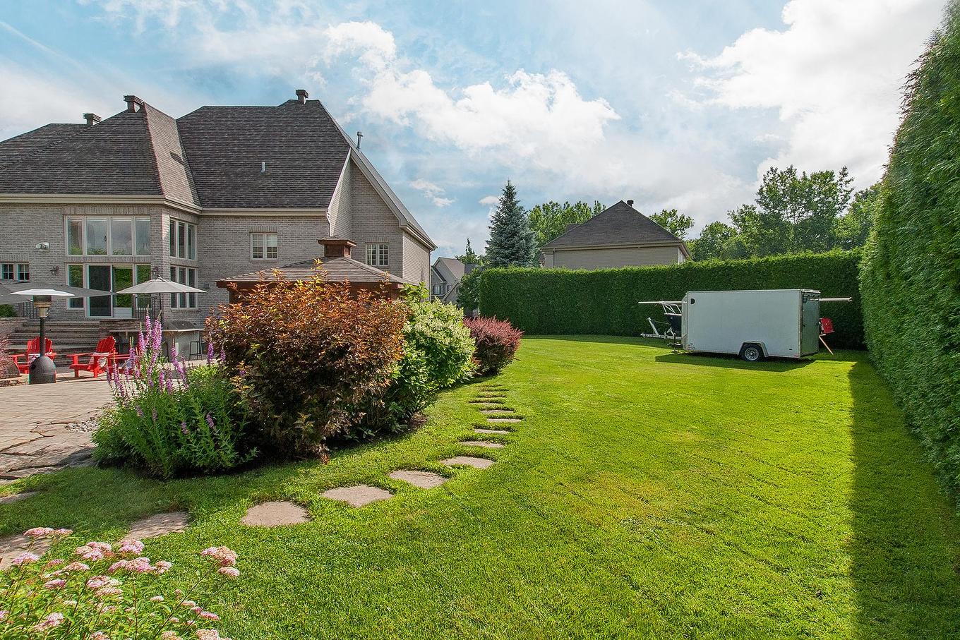 Cour - 270 - 280 Place De Rochefort, Mascouche, QC - Outdoor