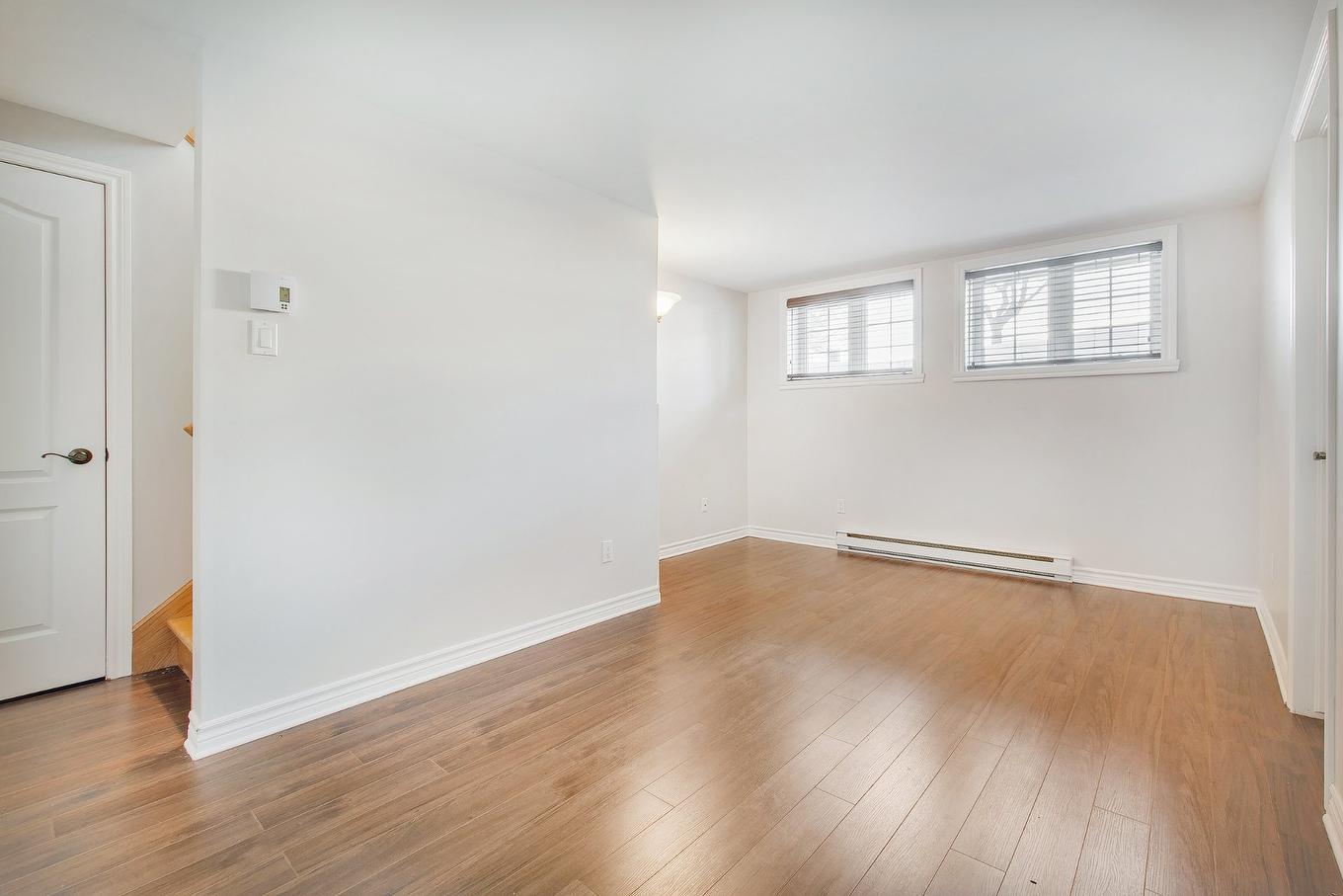 Salle familiale - 270 - 280 Place De Rochefort, Mascouche, QC - Indoor Photo Showing Other Room