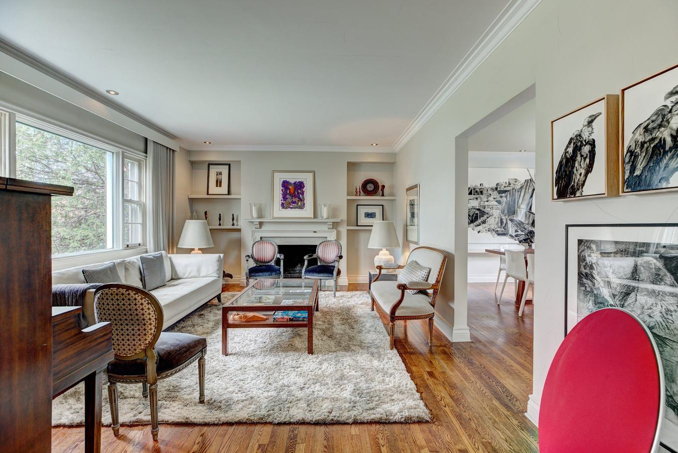 Salon - 30 Ch. Strathcona, Mont-Royal, QC - Indoor Photo Showing Living Room With Fireplace