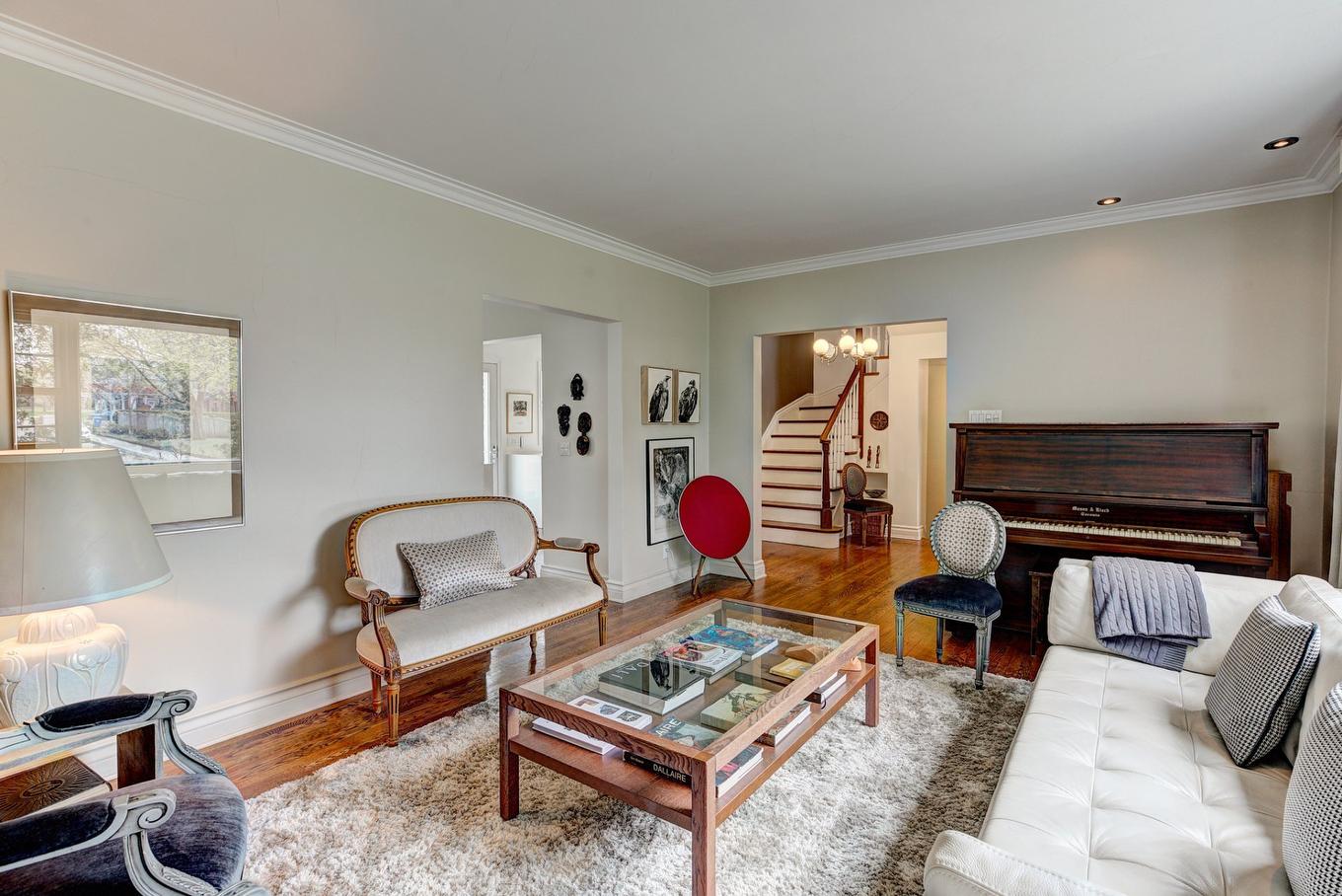 Salon - 30 Ch. Strathcona, Mont-Royal, QC - Indoor Photo Showing Living Room