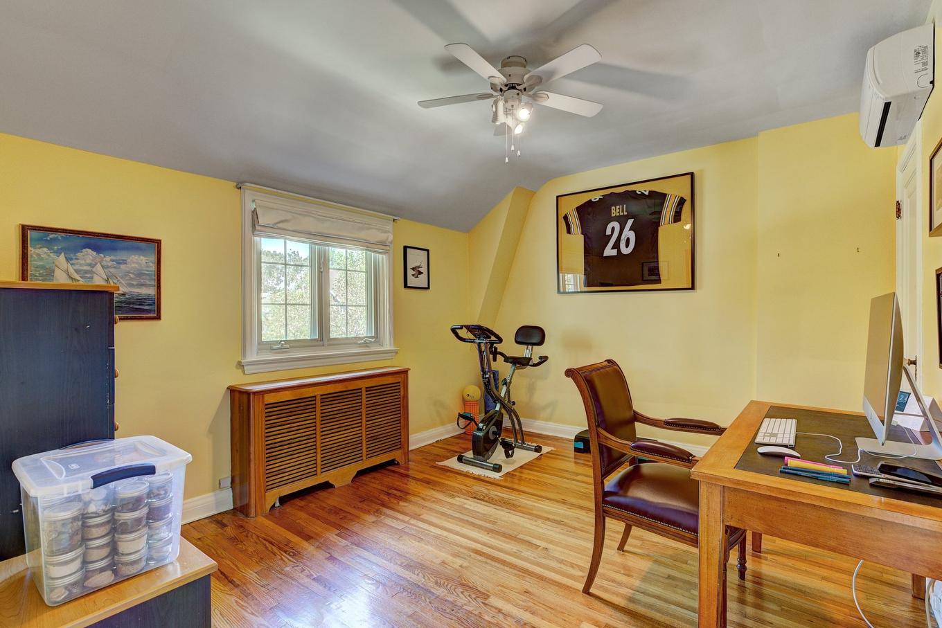 Bedroom - 212 Av. Kindersley, Mont-Royal, QC - Indoor Photo Showing Other Room