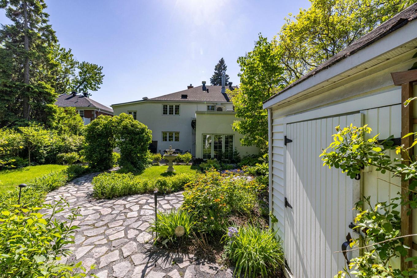 Jardin - 5044 Av. Ponsard, Montréal (Côte-Des-Neiges/Notre-Dame-De-Grâce), QC - Outdoor