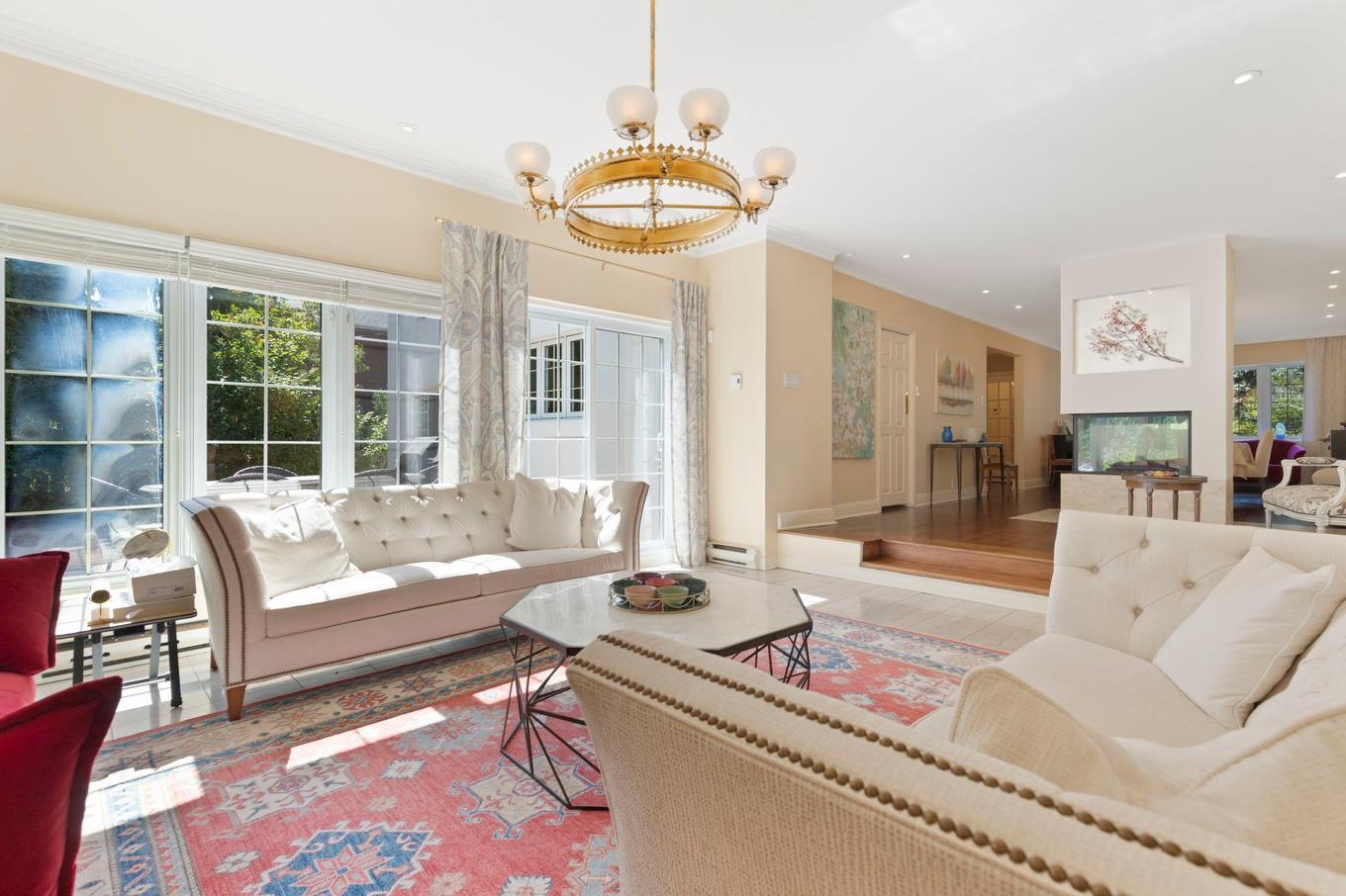 Salon - 5044 Av. Ponsard, Montréal (Côte-Des-Neiges/Notre-Dame-De-Grâce), QC - Indoor Photo Showing Living Room