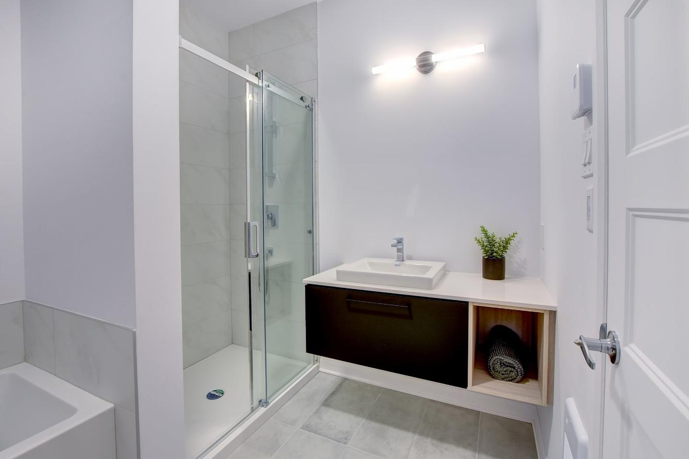 Bathroom - 868 Rue De Chaumont, Saint-Jérôme, QC - Indoor Photo Showing Bathroom