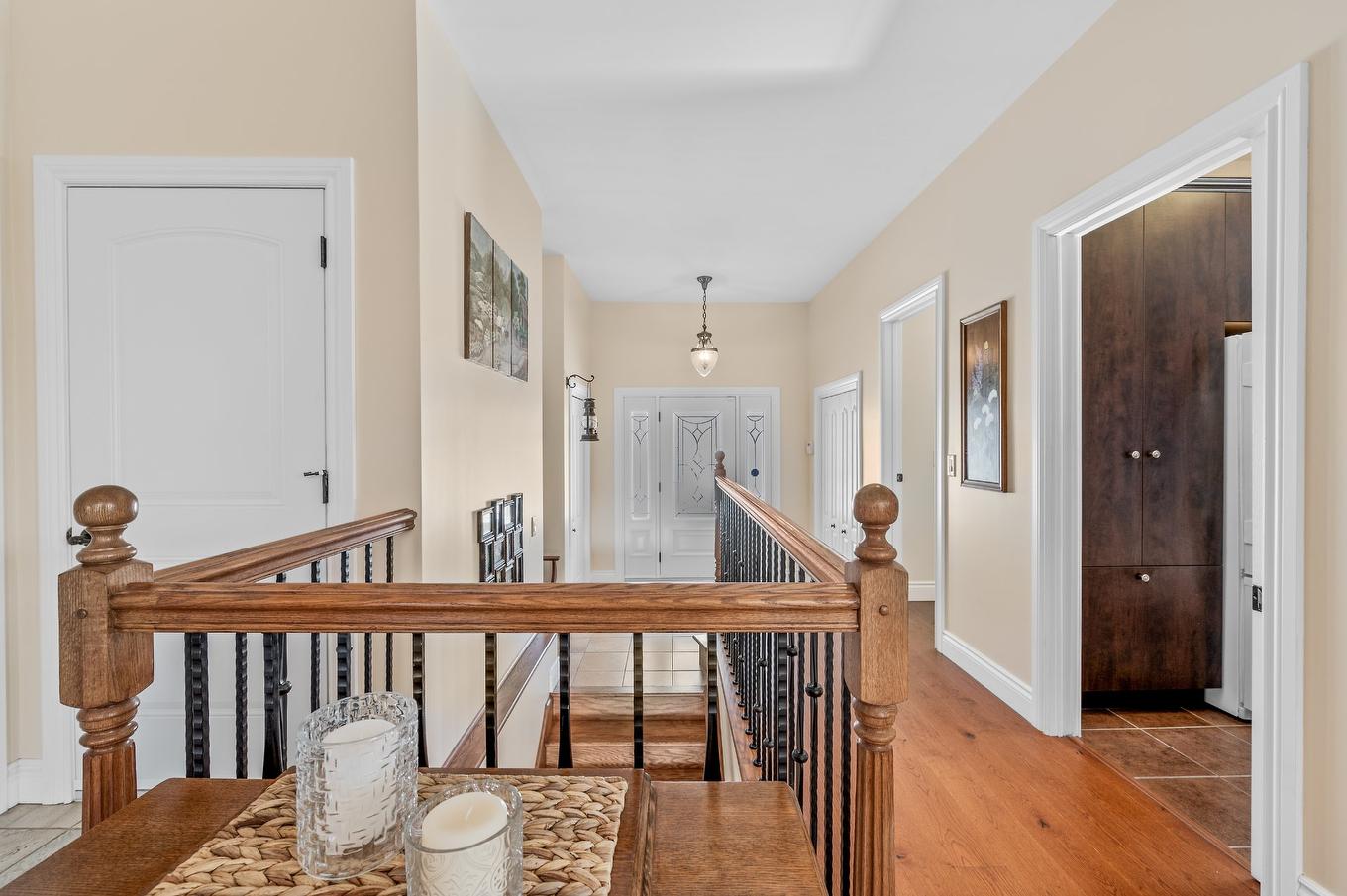 Hall - 113 Mtée Des Samares, Sainte-Agathe-Des-Monts, QC - Indoor Photo Showing Other Room