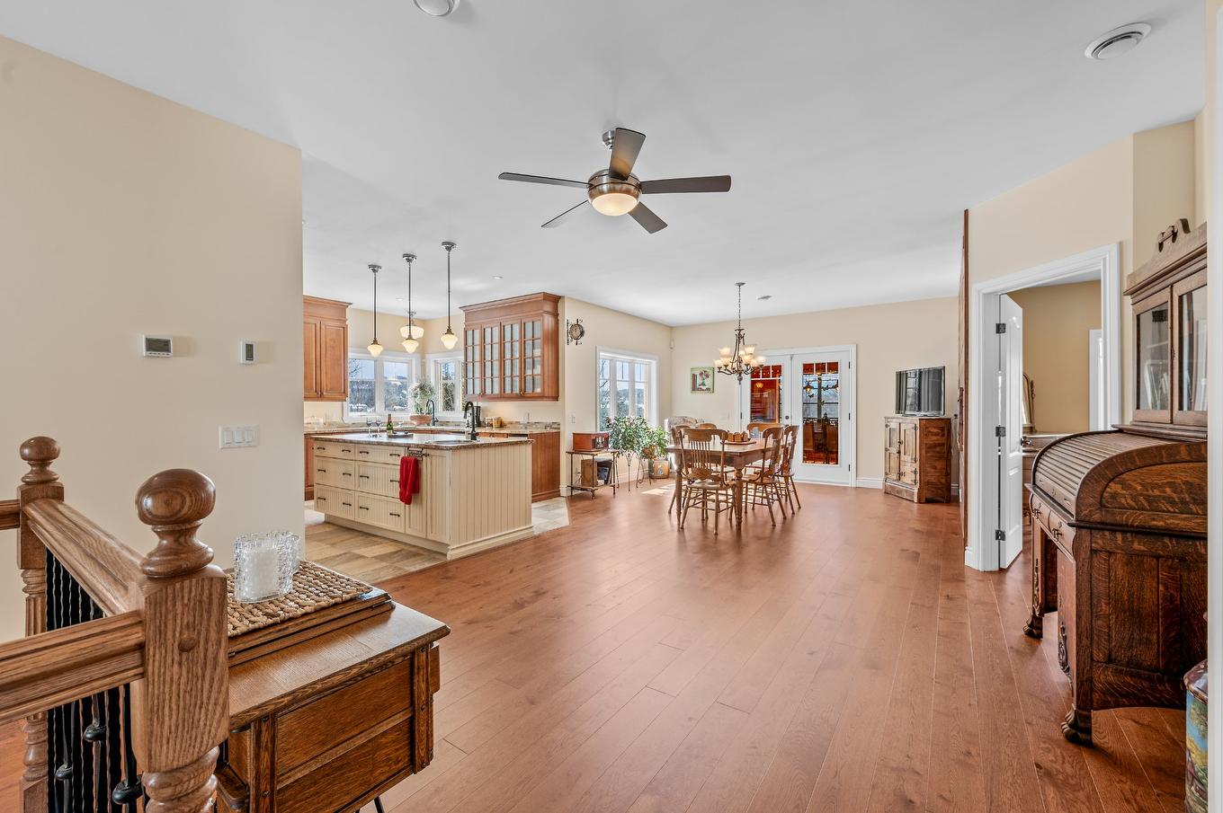 Overall view - 113 Mtée Des Samares, Sainte-Agathe-Des-Monts, QC - Indoor