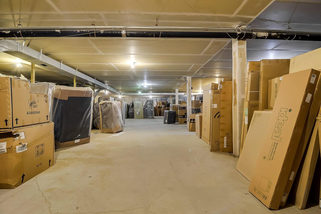 Warehouse - 425 Boul. Maloney E., Gatineau (Gatineau), QC - Indoor