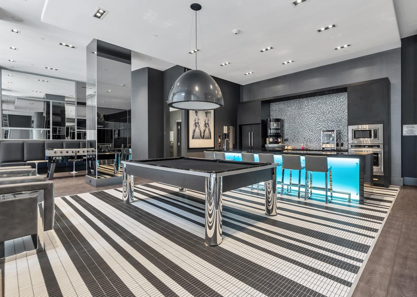 Common room - 2508-405 Rue De La Concorde, Montréal (Ville-Marie), QC - Indoor Photo Showing Other Room