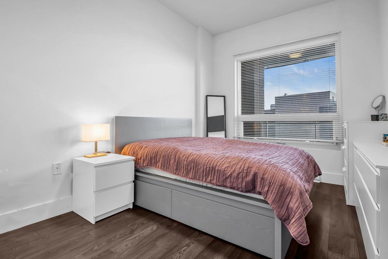 Bedroom - 2508-405 Rue De La Concorde, Montréal (Ville-Marie), QC - Indoor Photo Showing Bedroom