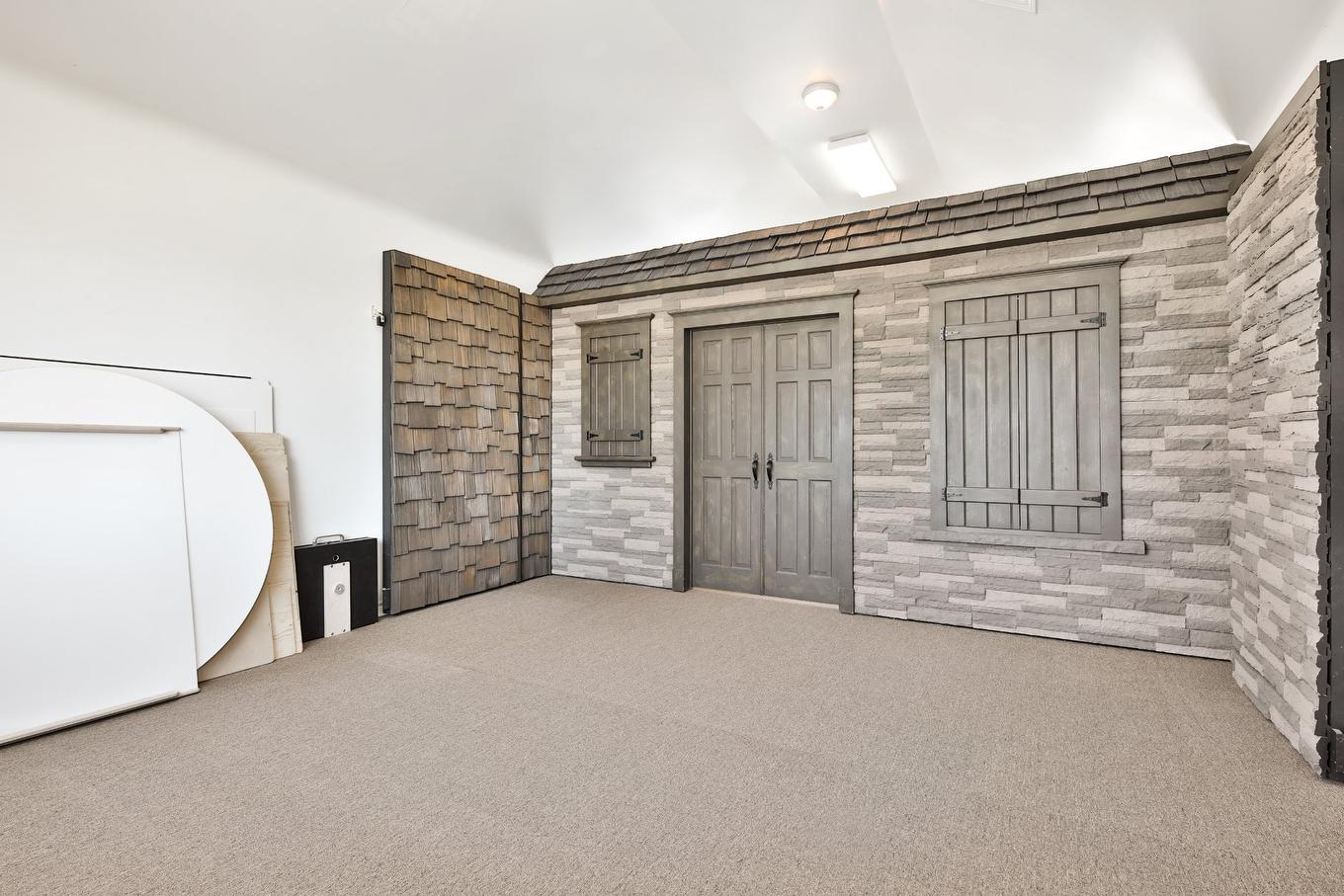 Other - 856 Rue Bernard-Pilon, Mcmasterville, QC - Indoor Photo Showing Other Room