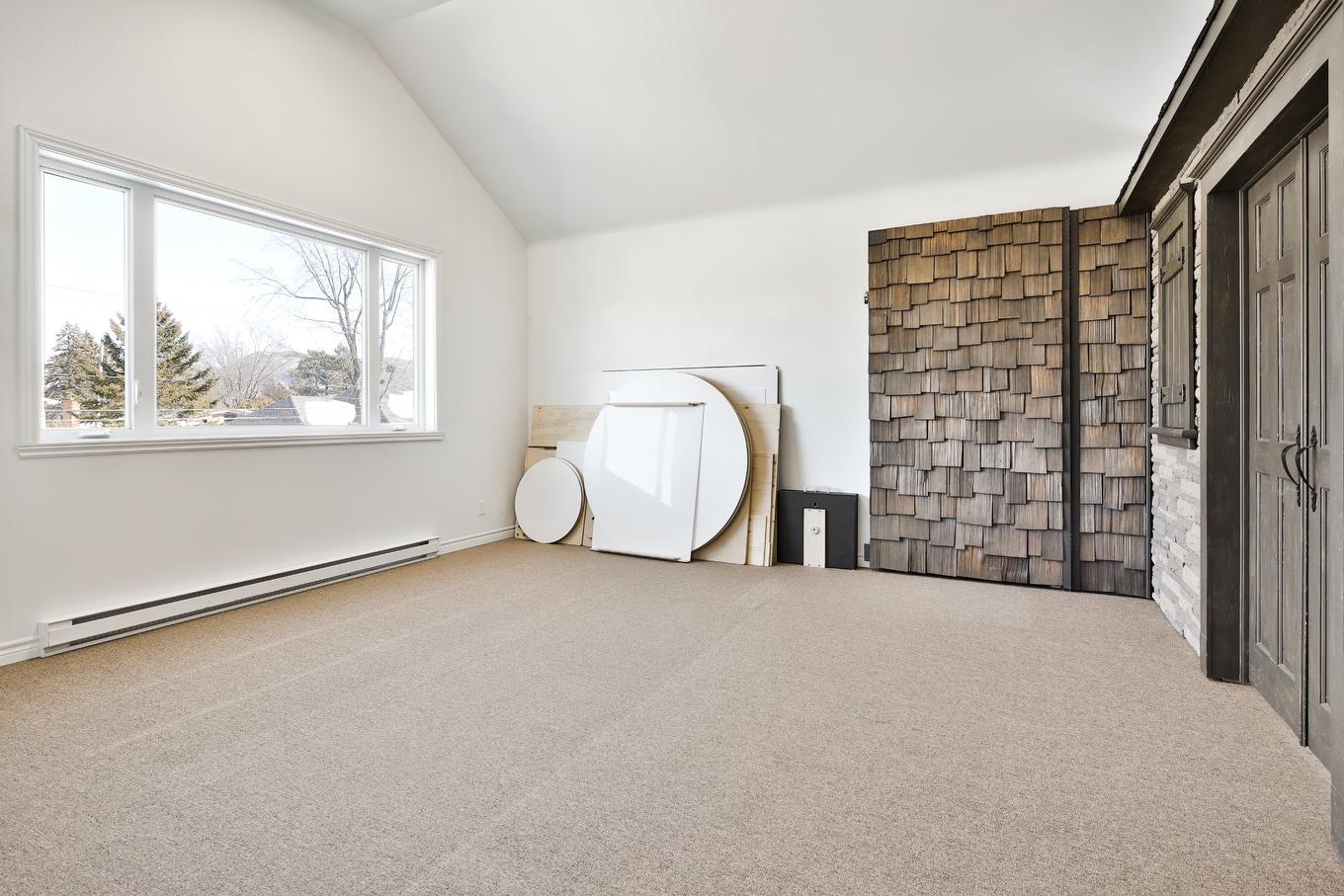 Other - 856 Rue Bernard-Pilon, Mcmasterville, QC - Indoor Photo Showing Other Room