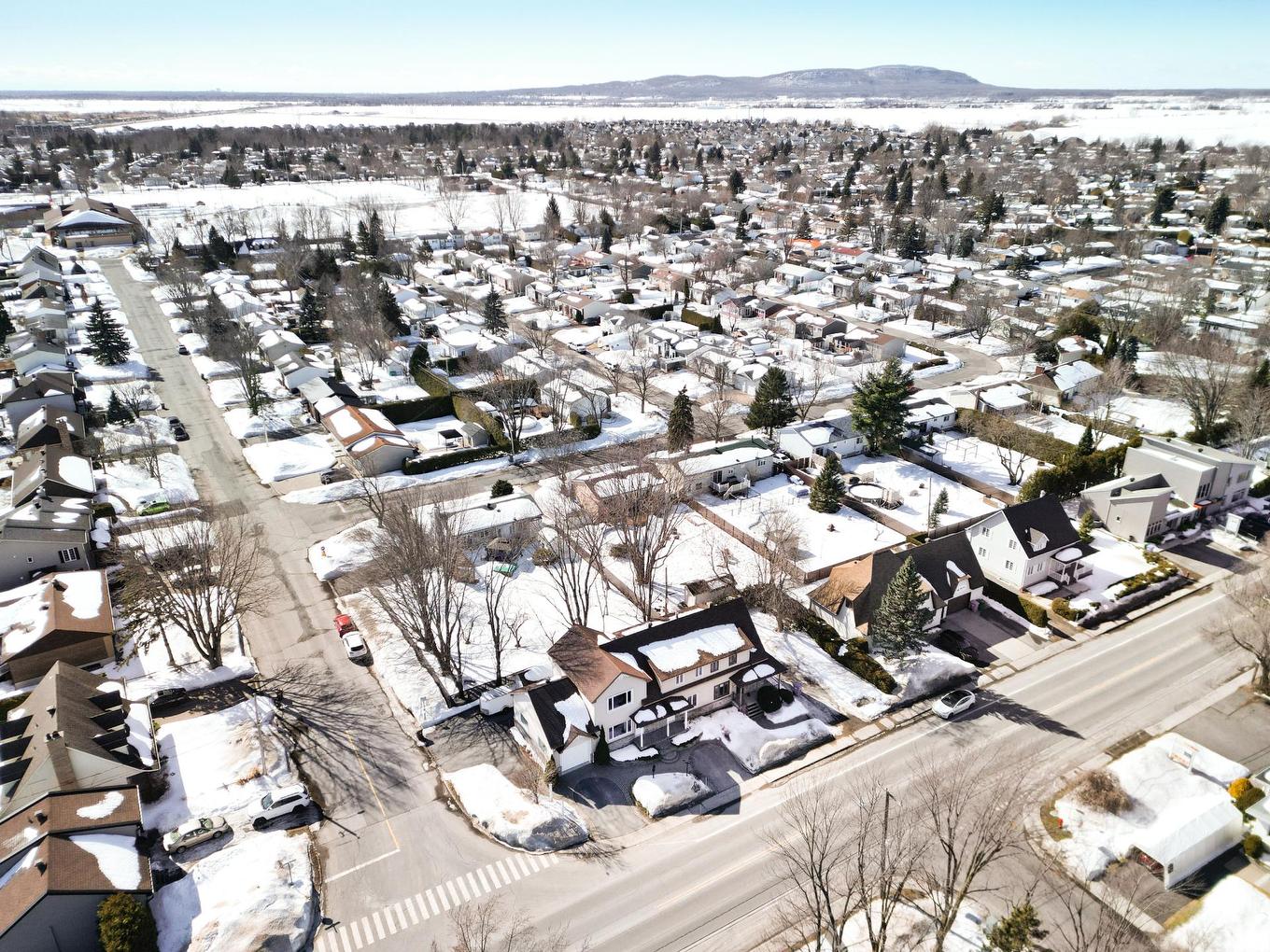 Aerial photo - 856 Rue Bernard-Pilon, Mcmasterville, QC - Outdoor With View