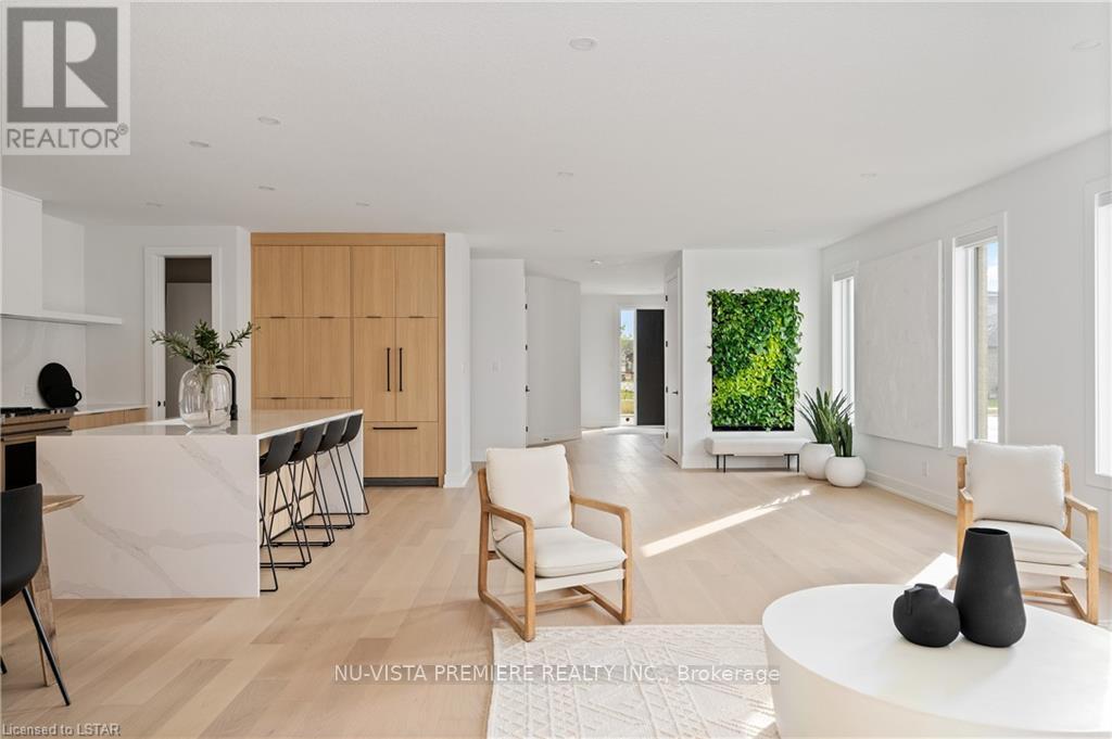 photos of another home to show LUX craftsmanship - 4383 Green Bend, London South (South V), ON - Indoor Photo Showing Other Room