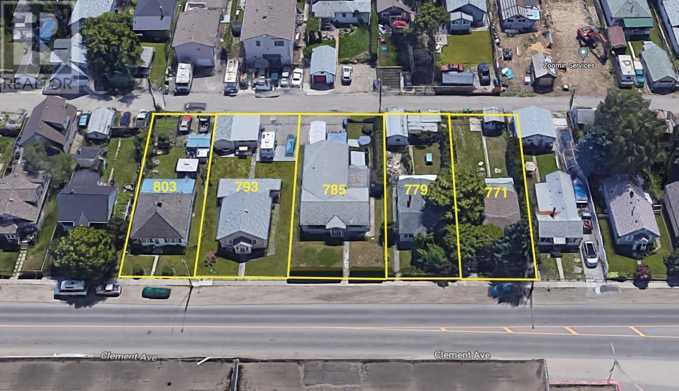 779 Clement Avenue, Kelowna, BC - Outdoor With View