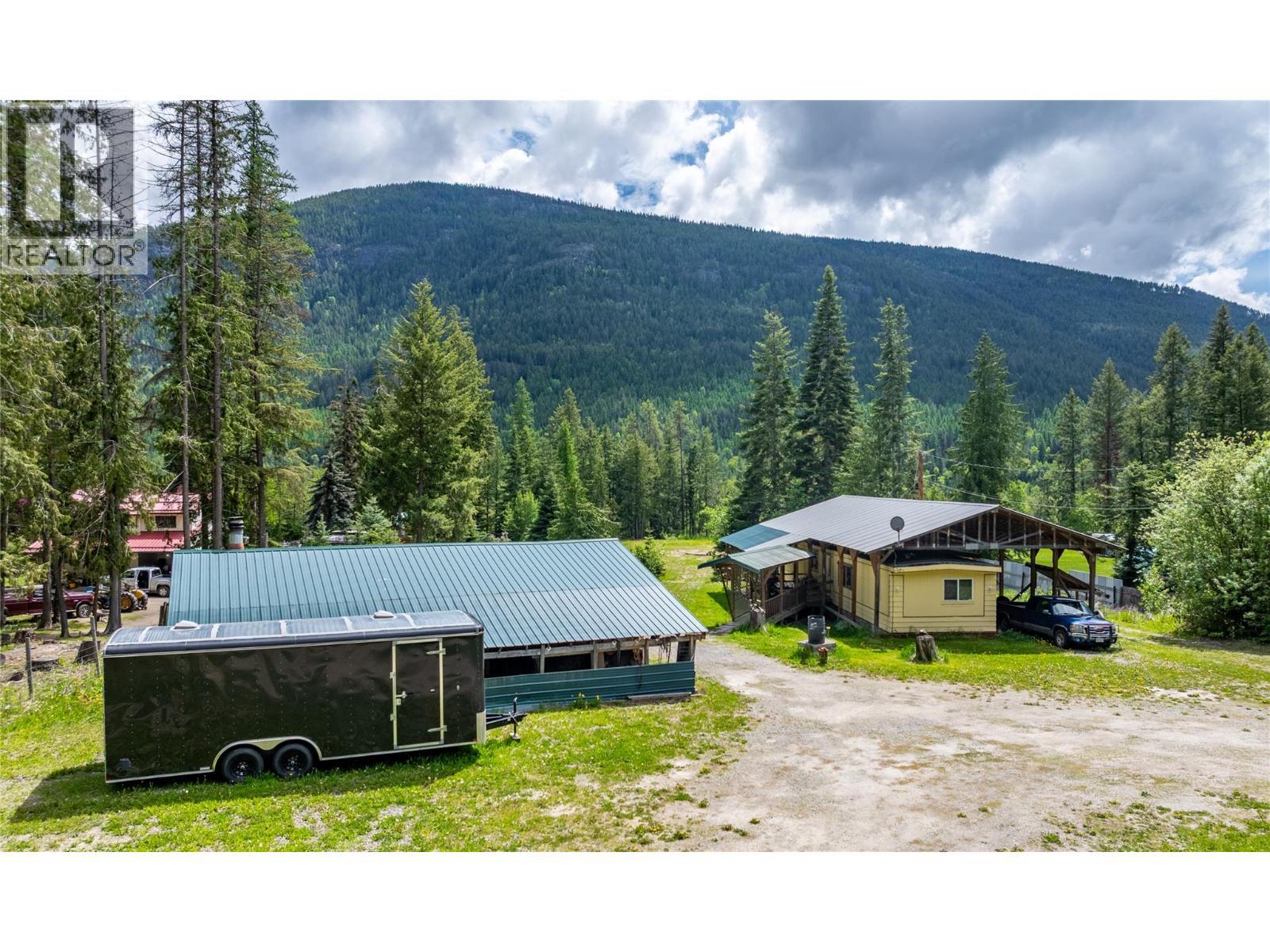 4717 Goat River North Road, Arrow Creek, BC