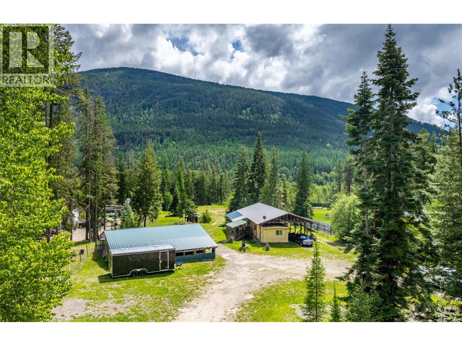 4717 Goat River North Road, Arrow Creek, BC