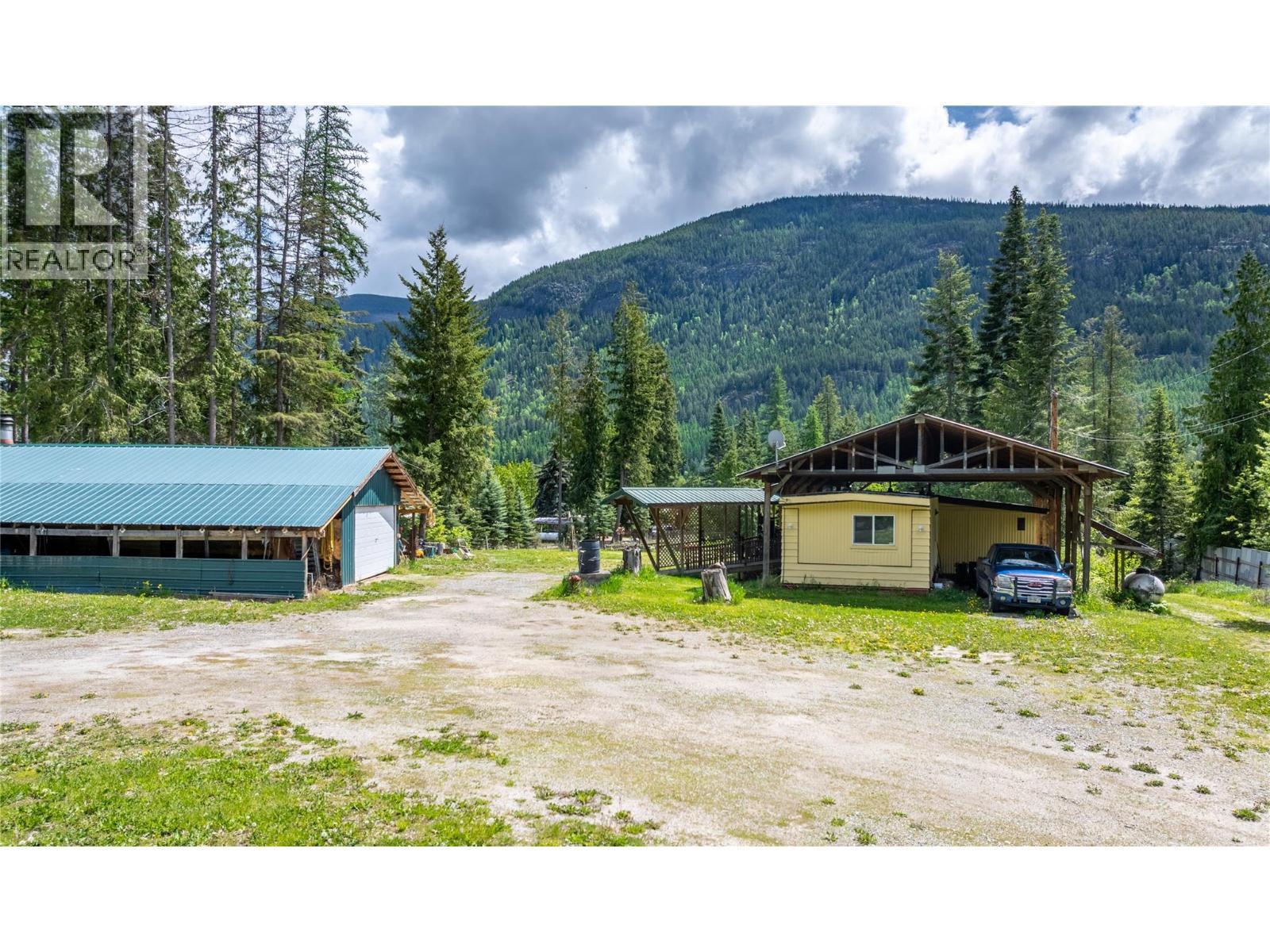 4717 Goat River North Road, Arrow Creek, BC