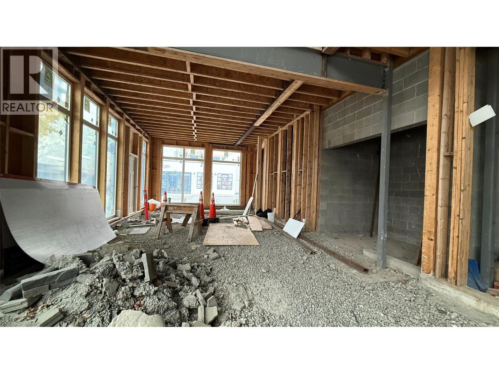 1659 Water Street, Kelowna, BC