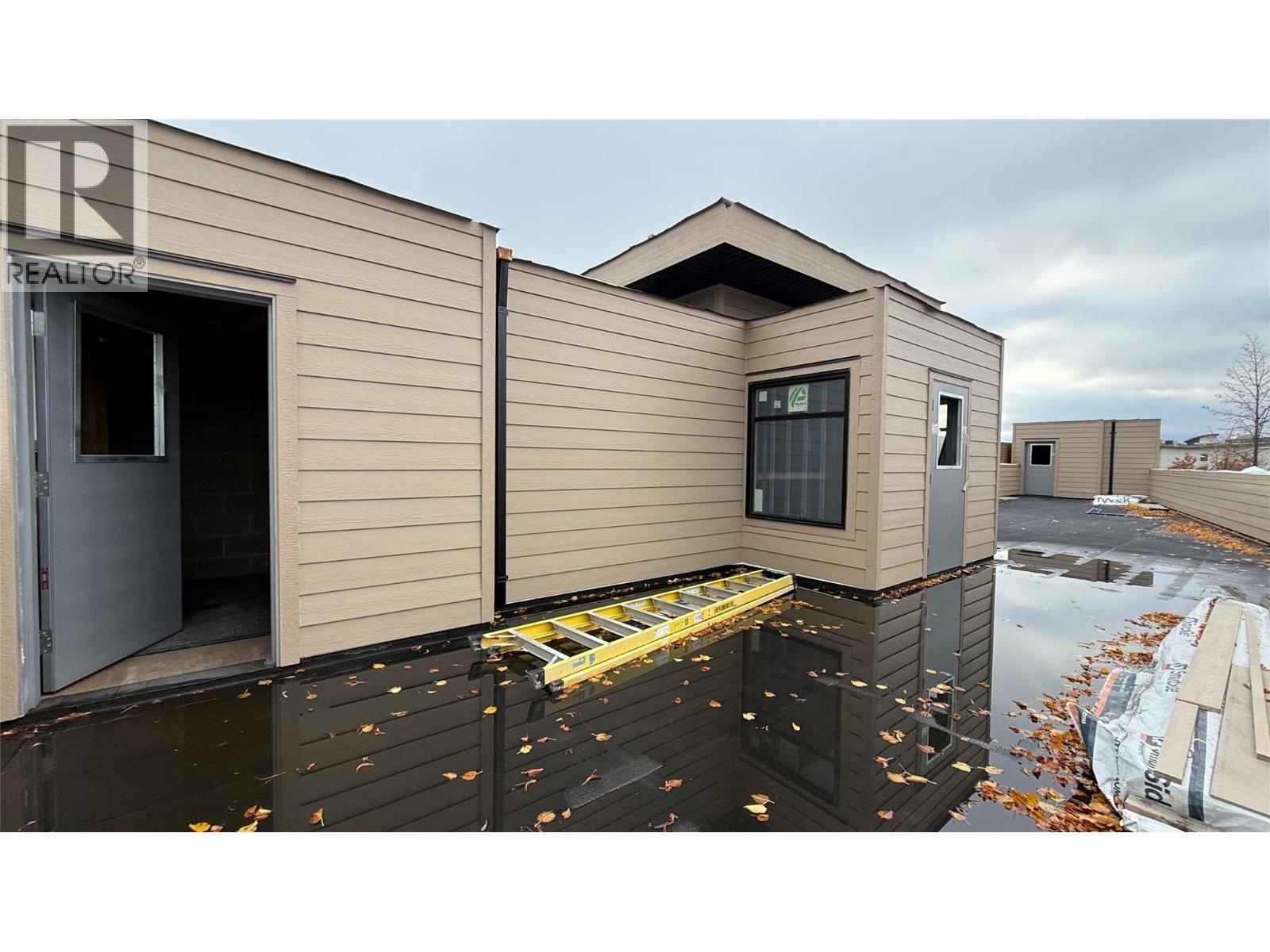 1659 Water Street, Kelowna, BC