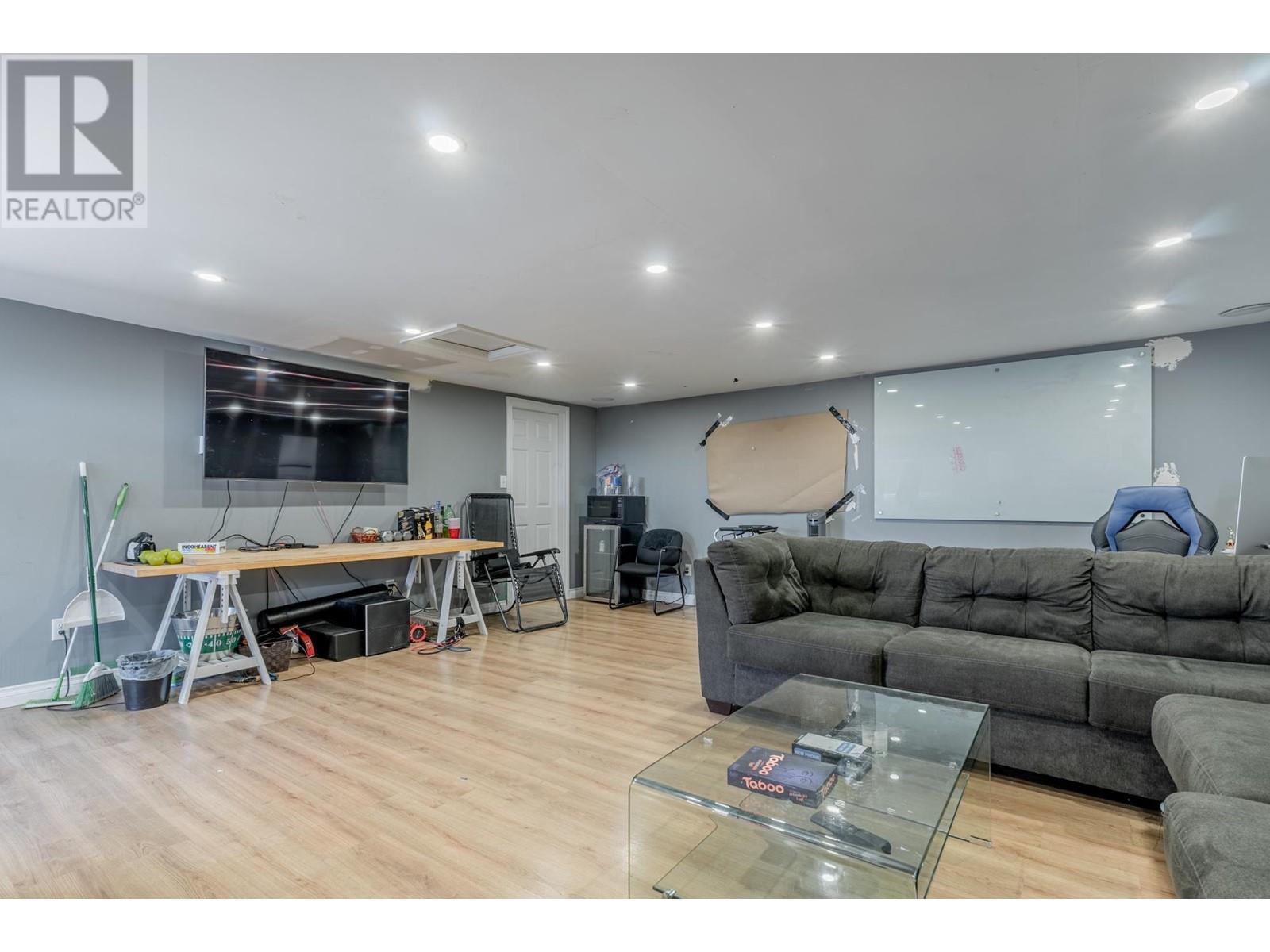 5121 112 Street, Delta, BC