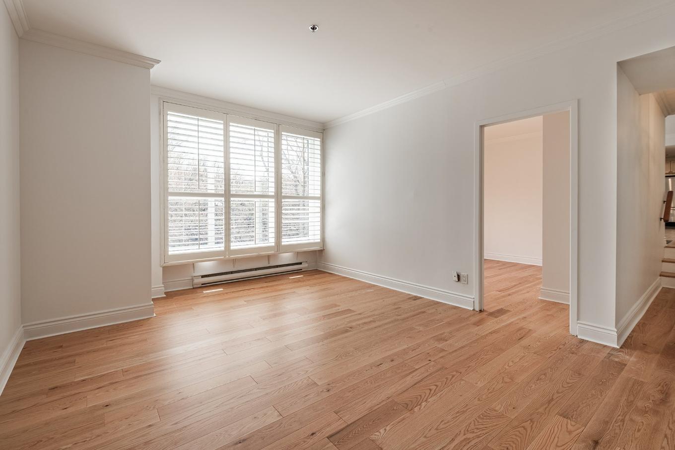 Boudoir - 606-30 Ch. Bates, Montréal (Outremont), QC - Indoor Photo Showing Other Room