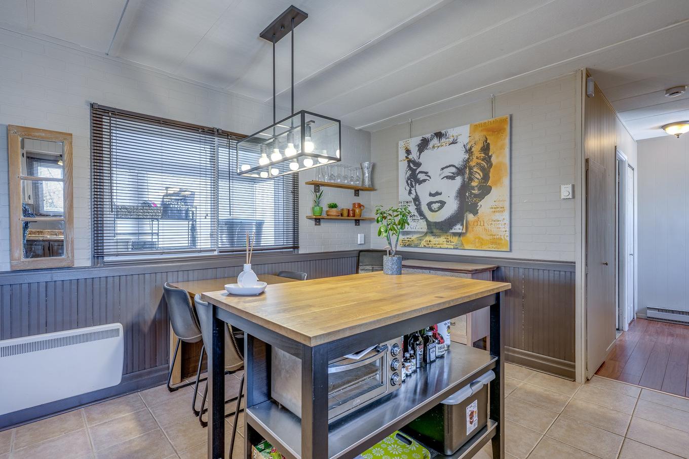 Cuisine - 13 Boul. Grand-Prix, Laval (Vimont), QC - Indoor