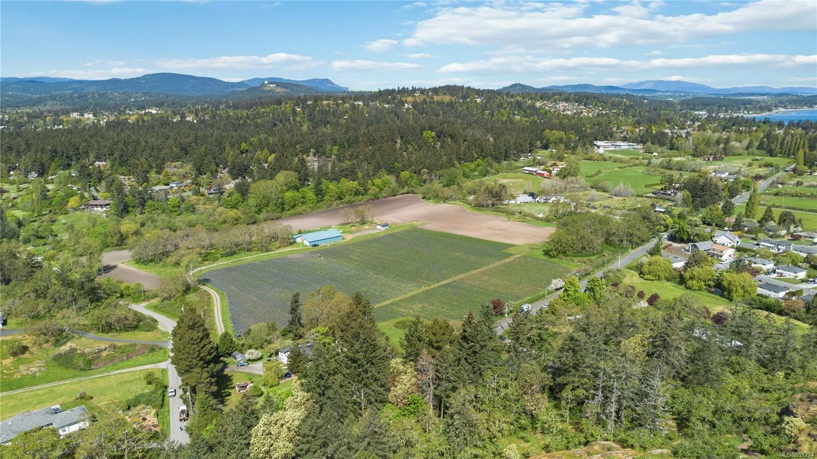 4439 Blenkinsop Rd, Saanich, BC