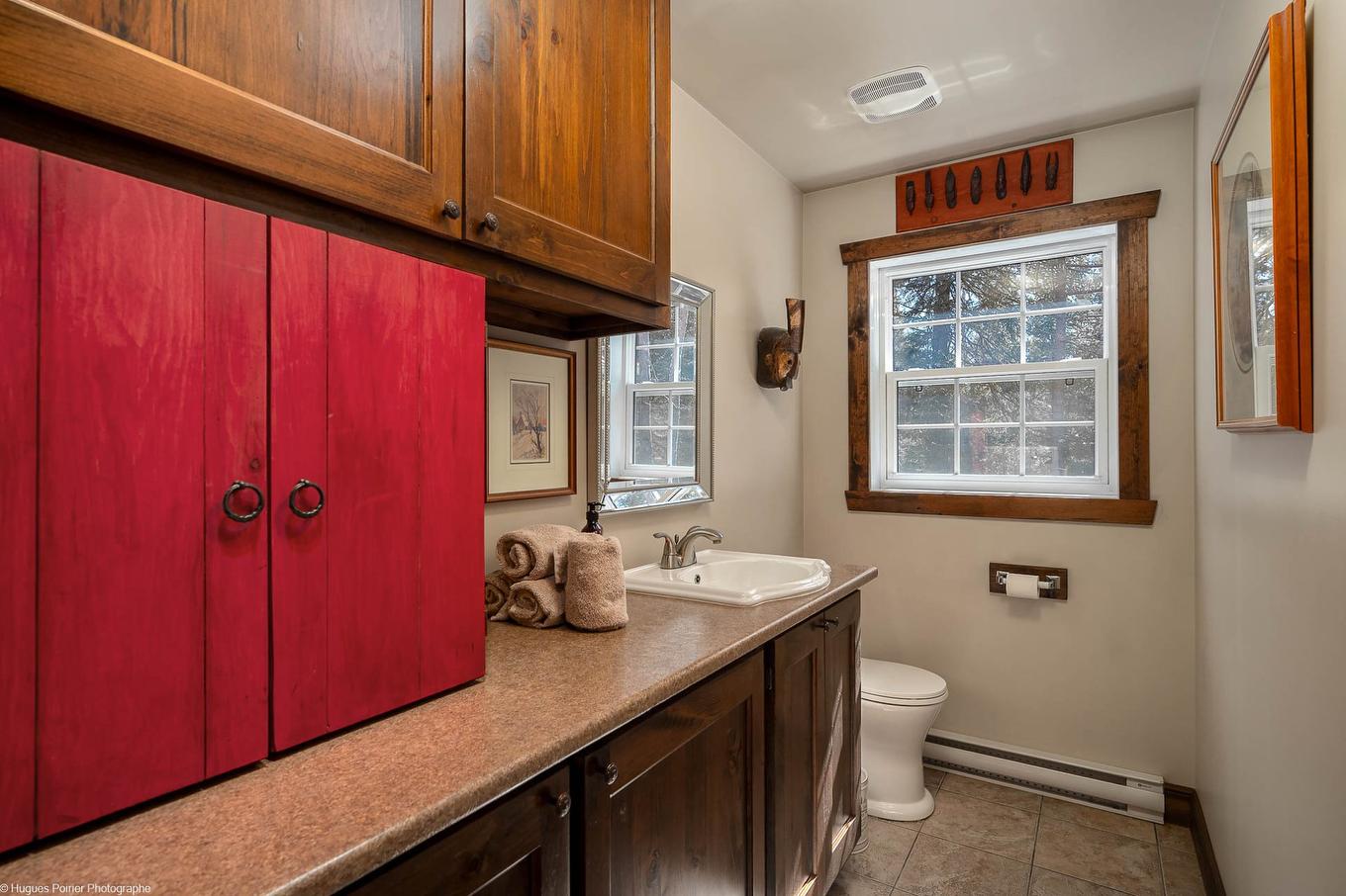 Powder room - 6365 Ch. Des Hauteurs, Sainte-Adèle, QC - Indoor Photo Showing Bathroom