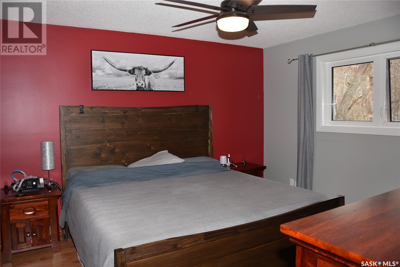 119 Dewdney Street, Indian Head, SK - Indoor Photo Showing Bedroom