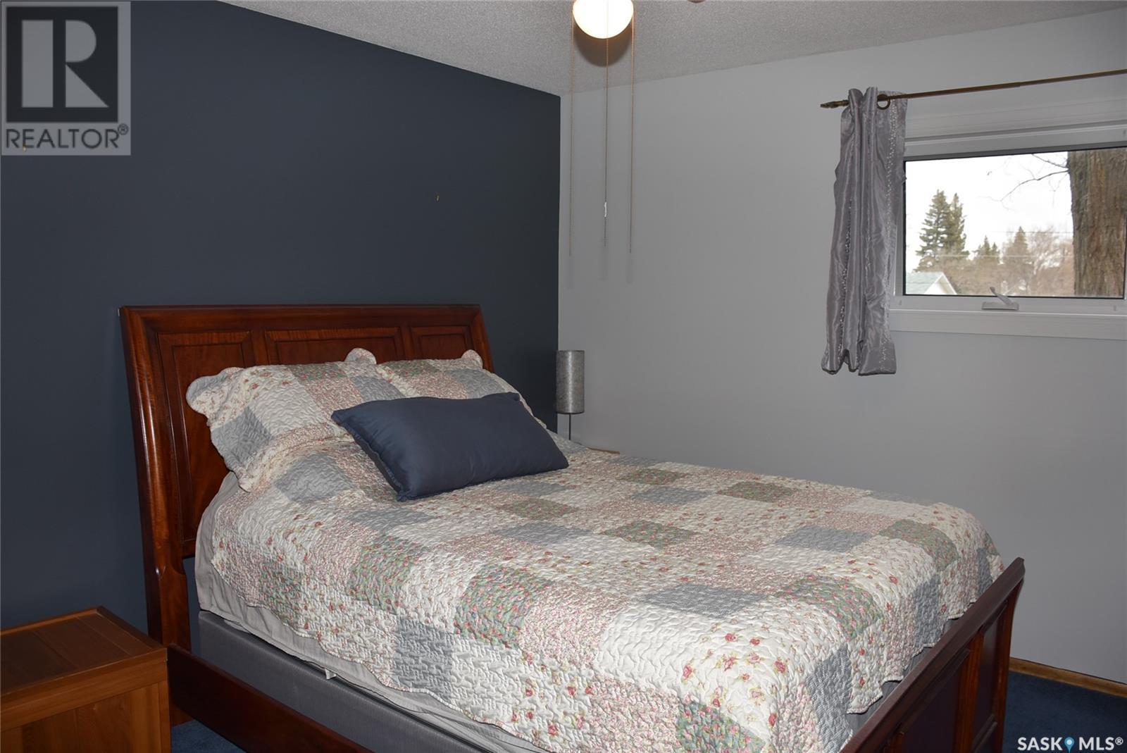119 Dewdney Street, Indian Head, SK - Indoor Photo Showing Bedroom