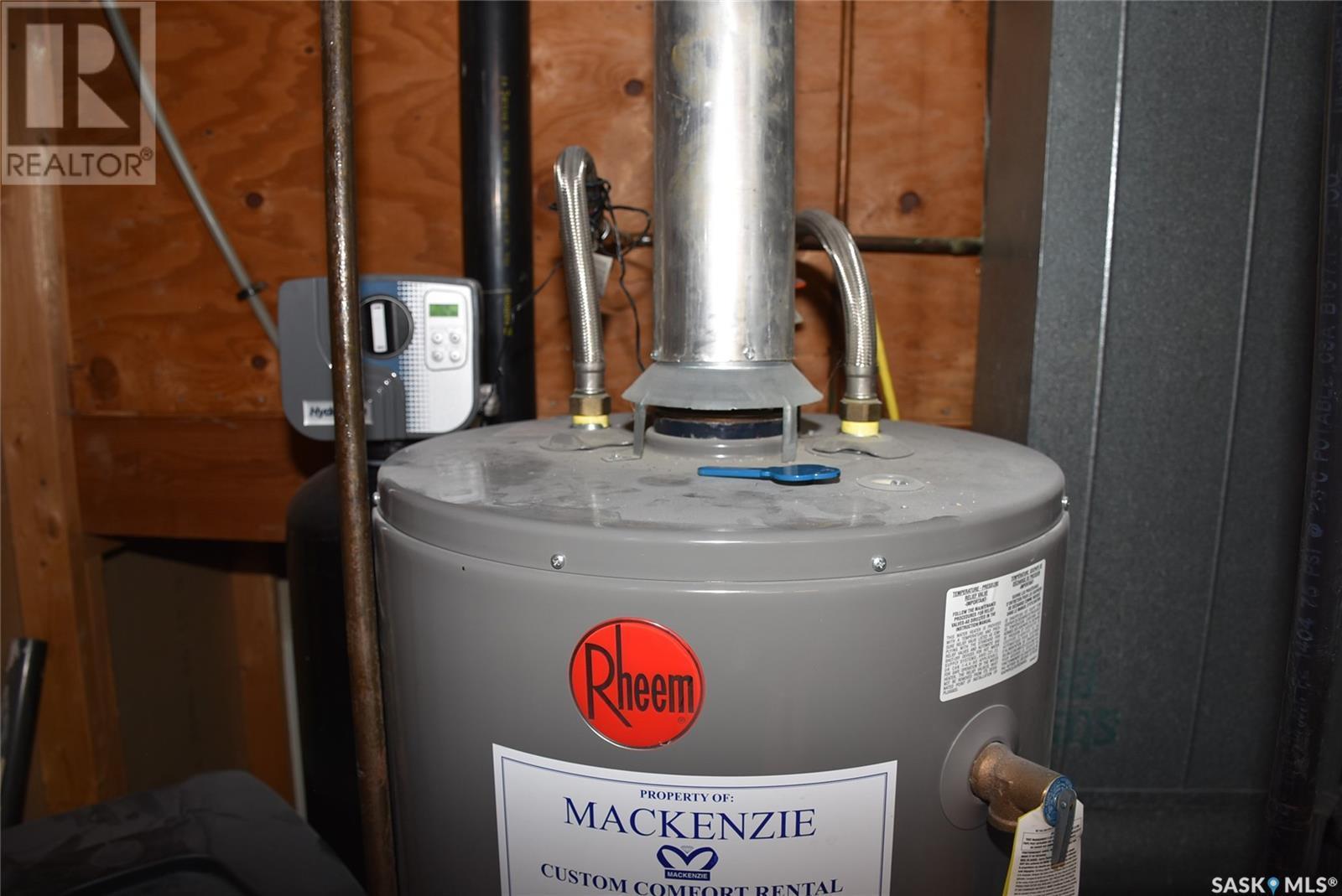 119 Dewdney Street, Indian Head, SK - Indoor Photo Showing Basement