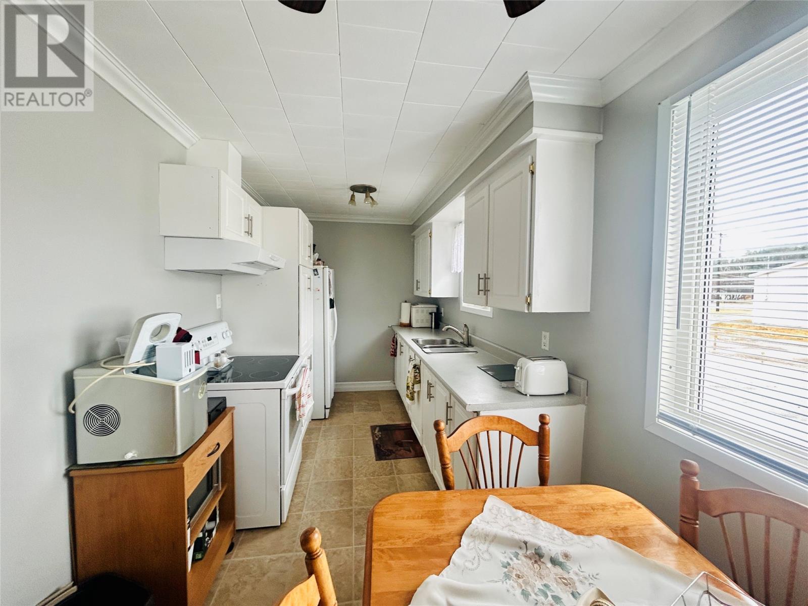 37A Main Street, Roberts Arm, NL - Indoor Photo Showing Other Room