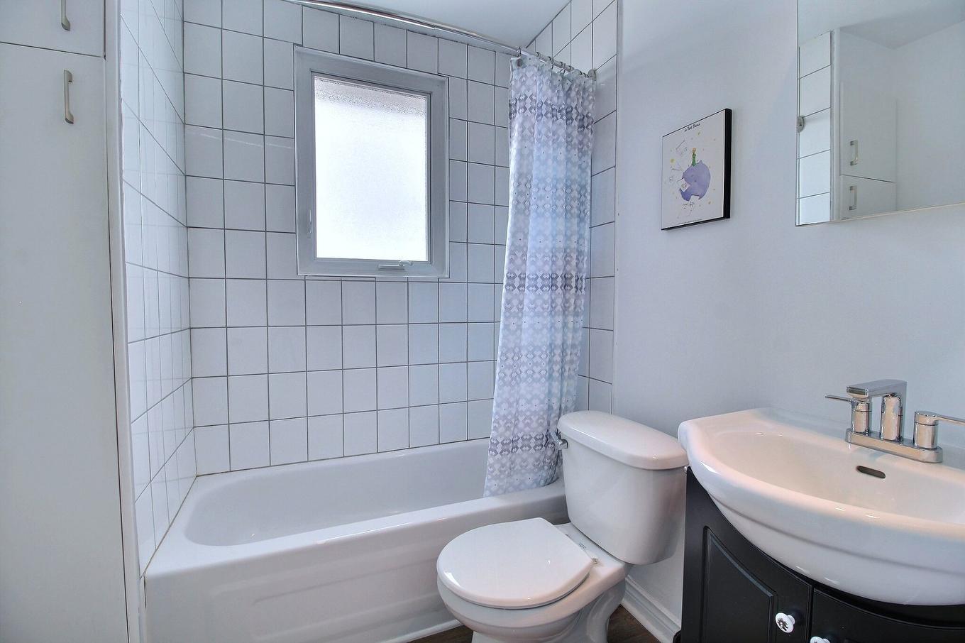 Salle de bains - 168 Av. Perrault, Val-D'Or, QC - Indoor Photo Showing Bathroom