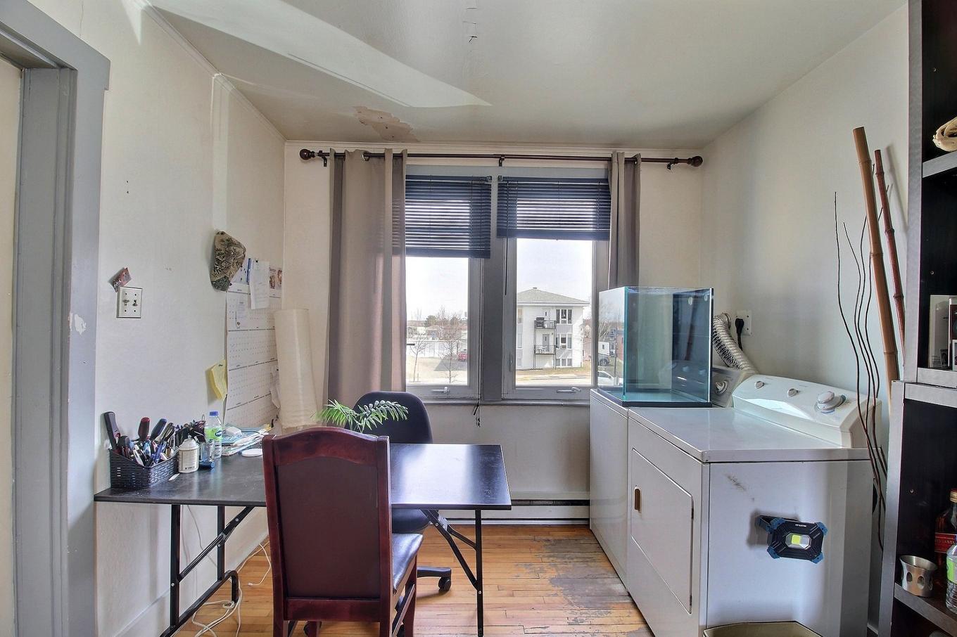 Vue d'ensemble - 168 Av. Perrault, Val-D'Or, QC - Indoor