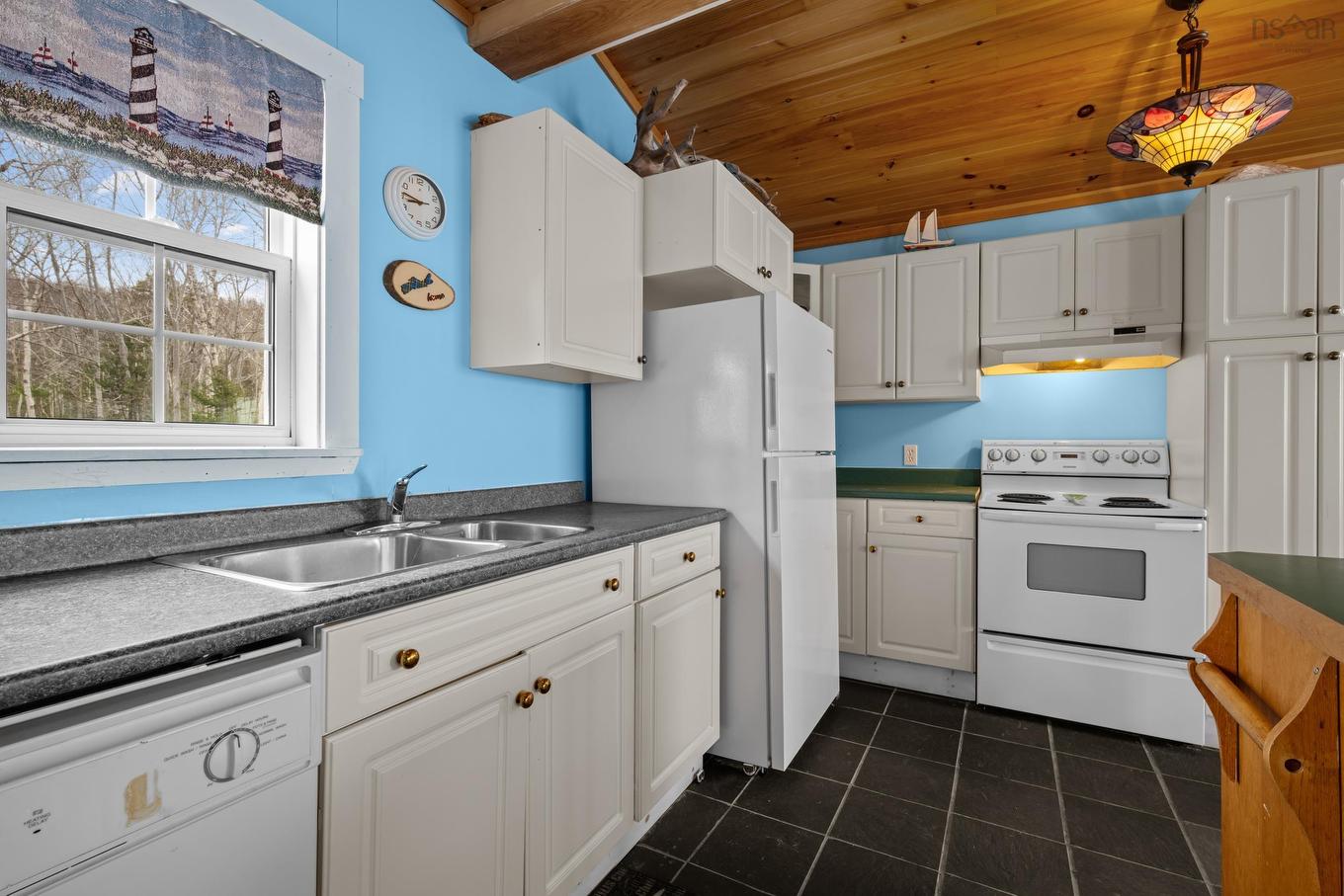 41 Neu-Town Lane, Halfway Cove, NS