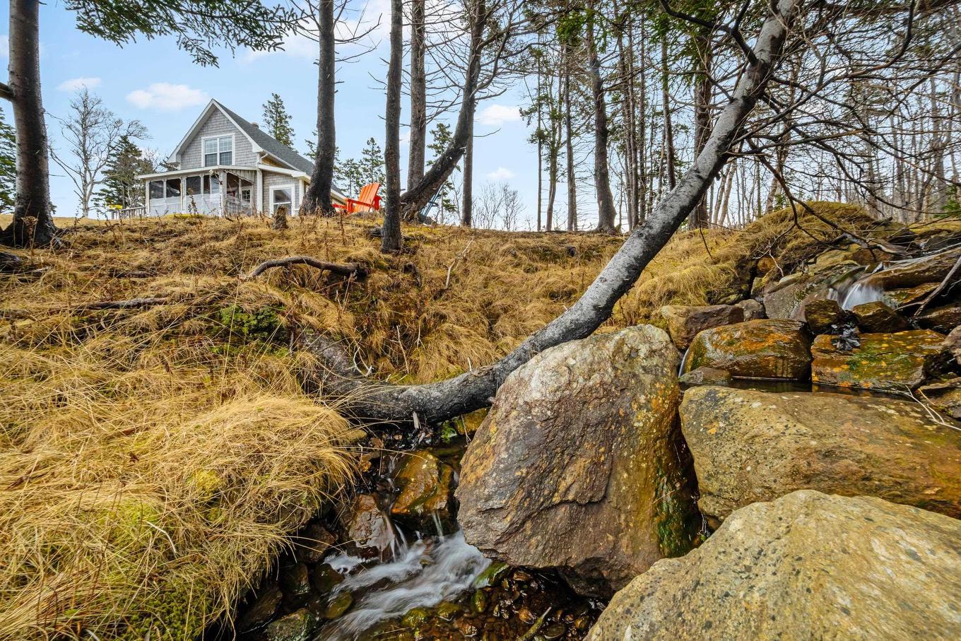 41 Neu-Town Lane, Halfway Cove, NS