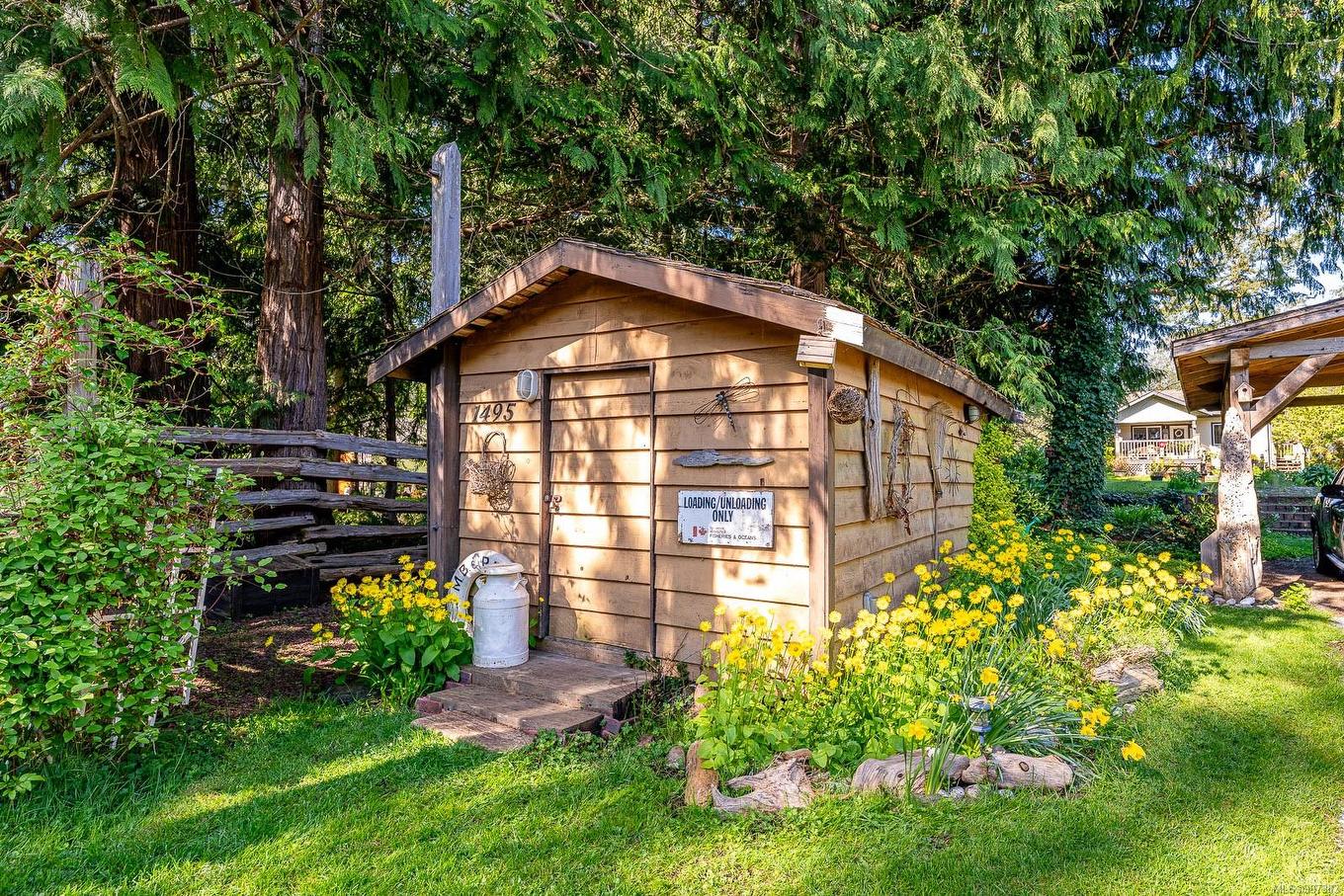 1495 Baikie Rd, Denman Island, BC