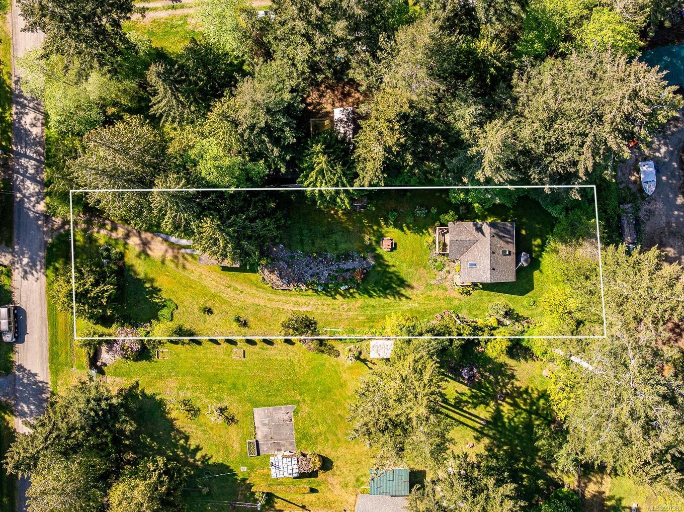 1495 Baikie Rd, Denman Island, BC