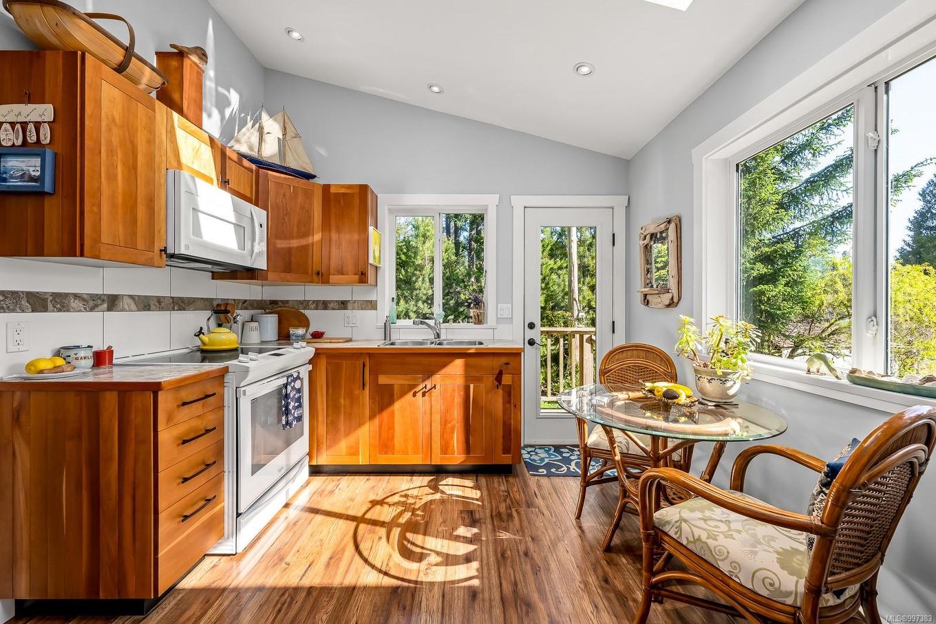 1495 Baikie Rd, Denman Island, BC