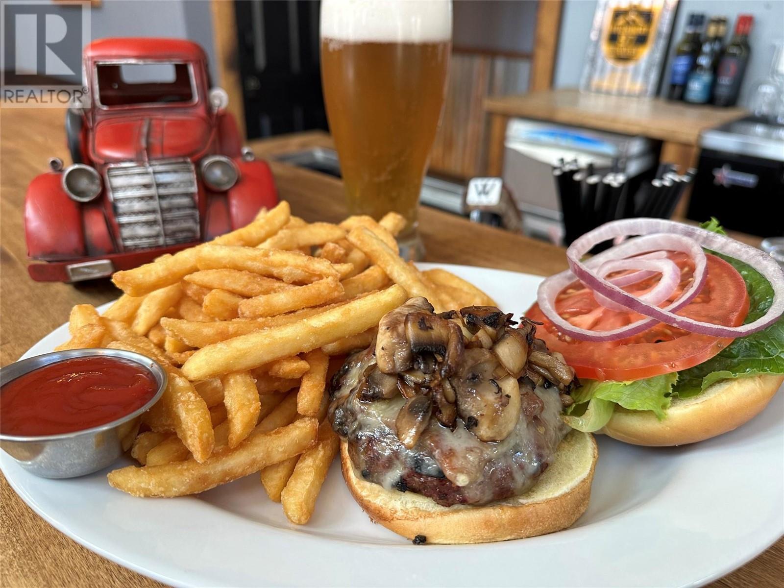 607 Eighth Avenue, Midway, BC