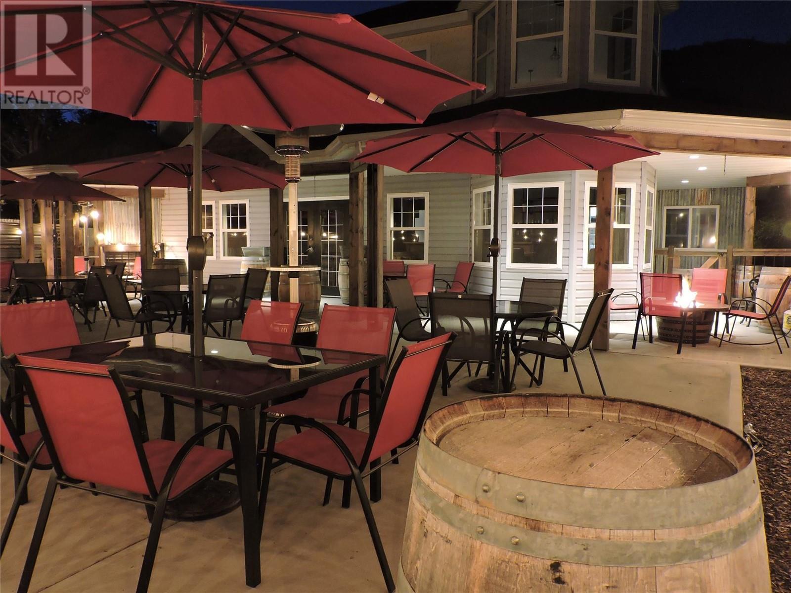 607 Eighth Avenue, Midway, BC