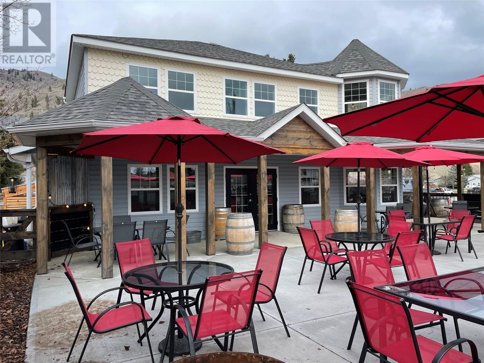 607 Eighth Avenue, Midway, BC