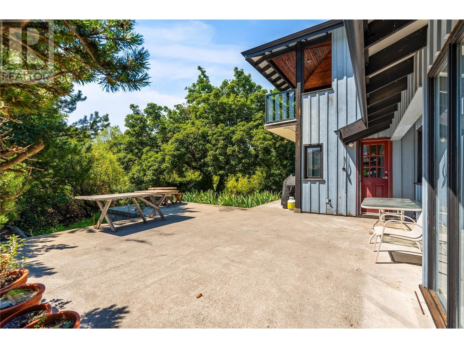 1451 Mountview Road, Vernon, BC - Outdoor