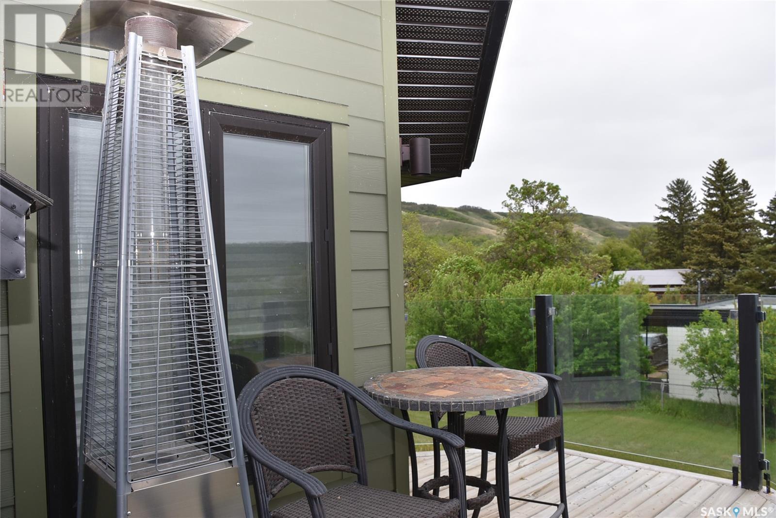 10 Mission Bay, Lebret, SK - Outdoor With Deck Patio Veranda With Exterior