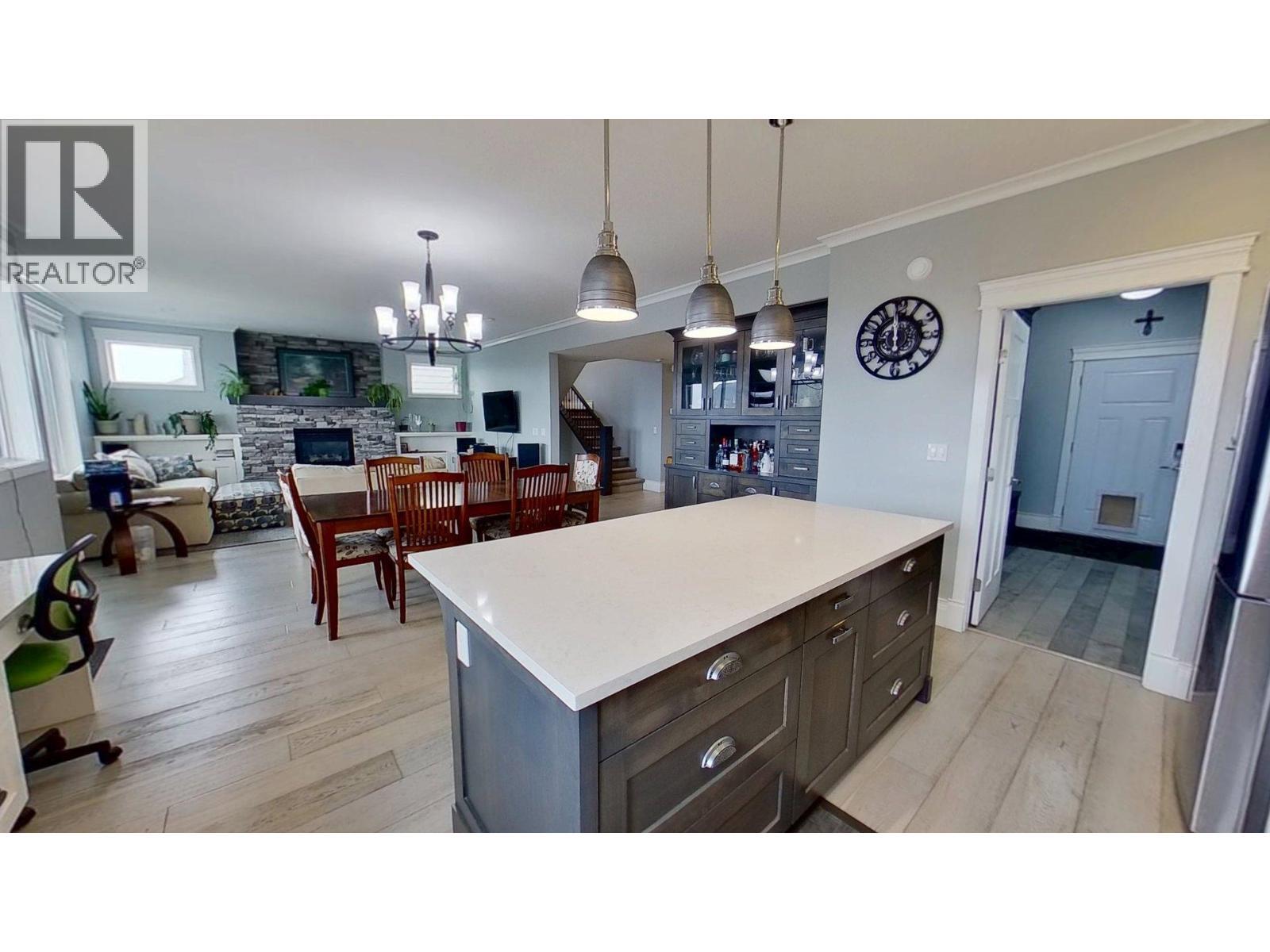 10604 108 Street, Fort St. John, BC - Indoor