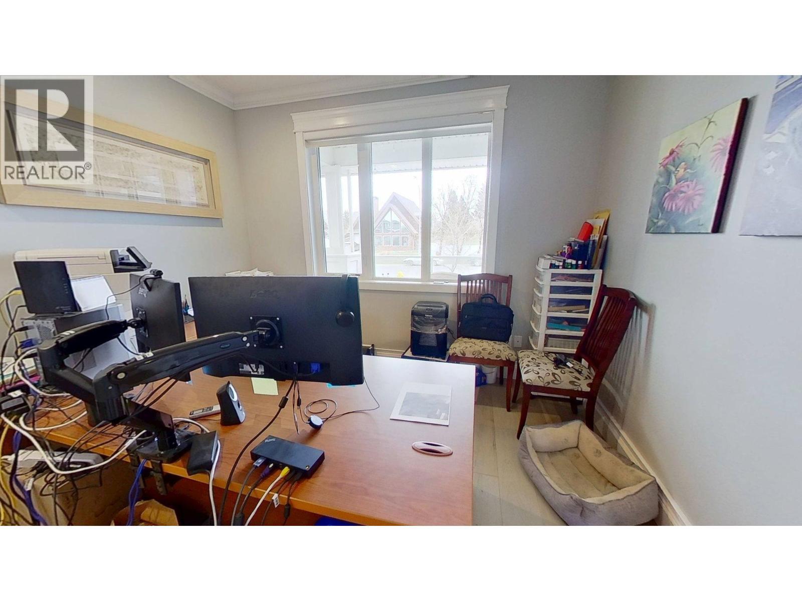 10604 108 Street, Fort St. John, BC - Indoor