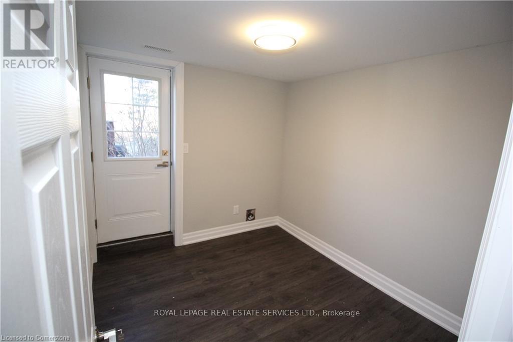 31 Glover Road, Hamilton, ON