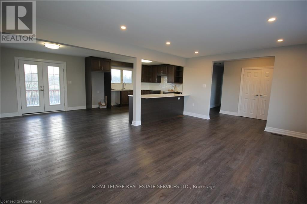 31 Glover Road, Hamilton, ON