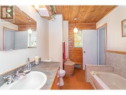 Main Bathroom -